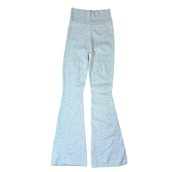 Hollister Women's Gray Gilly Hicks knit Foldover Waist Flare Pants- Size XXS - Picture 2 of 7